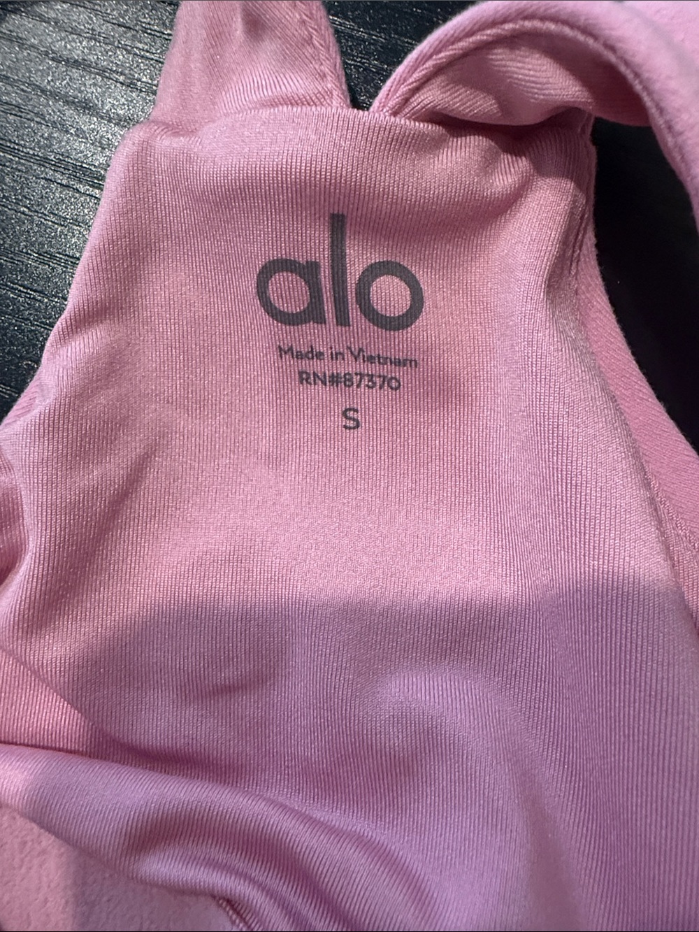 ALO Yoga Dusty Pink Sports Bra with Crisscross Straps - Picture 4 of 4